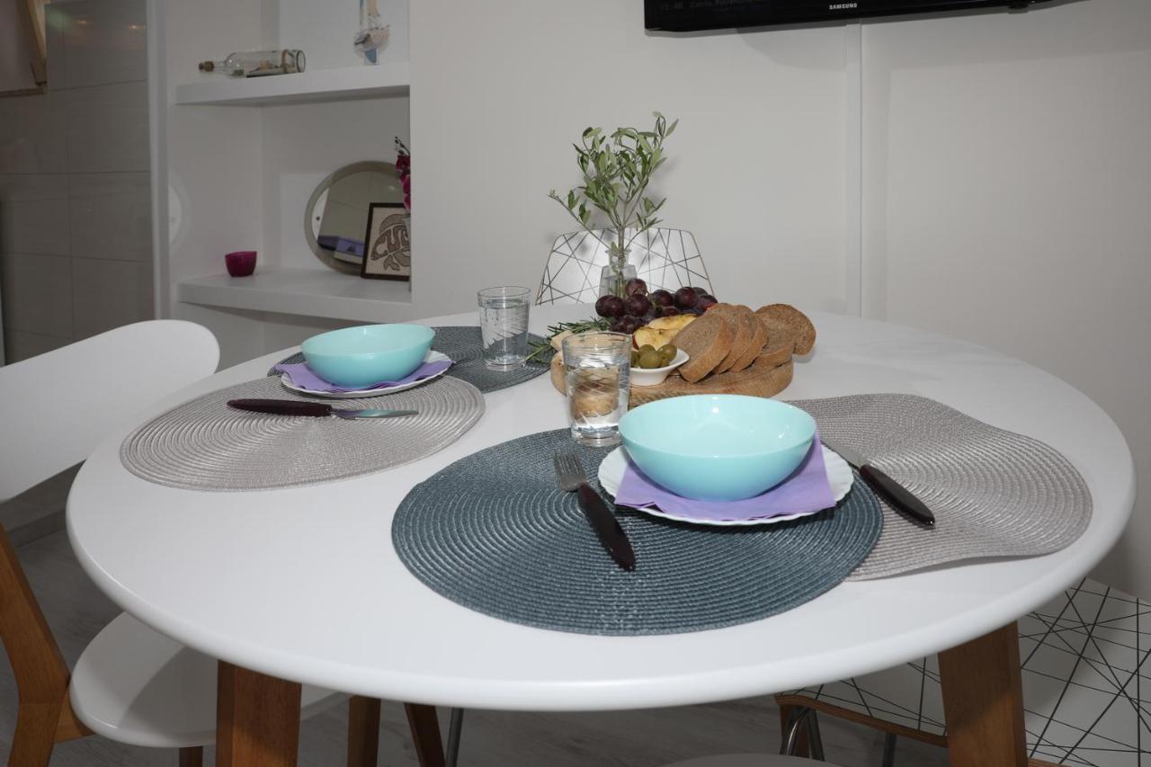 Apartment Riva Rovinj Exterior photo